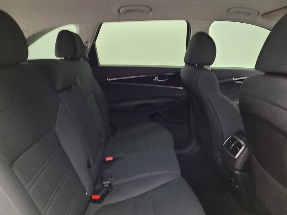 2020 Kia Sorento in Cincinnati, OH 45255 - 18105663 19