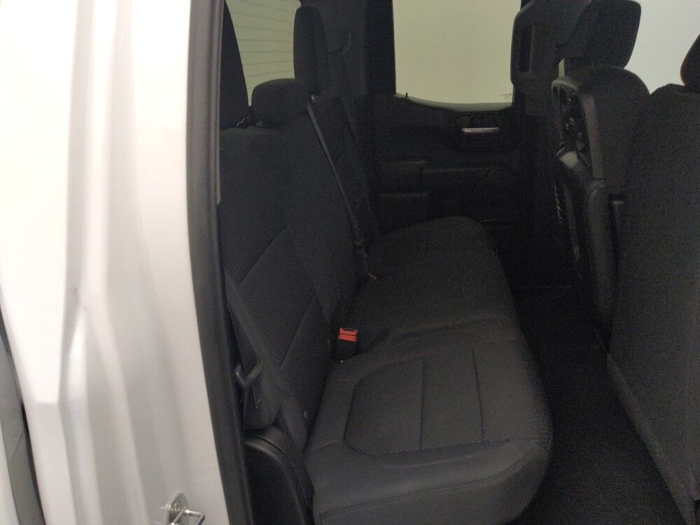 2020 Chevrolet Silverado 1500 in San Antonio, TX 78238 - 18105670 19