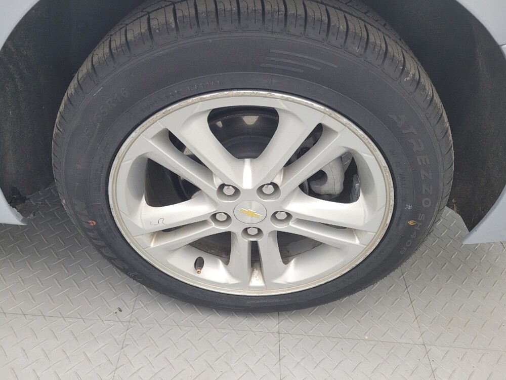 2018 Chevrolet Cruze in Greenville, SC 29607 - 18105674 31