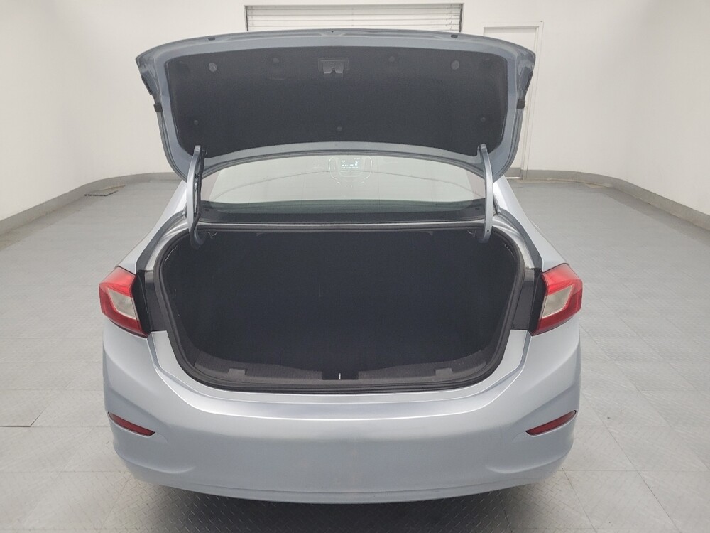 2018 Chevrolet Cruze in Greenville, SC 29607 - 18105674 29