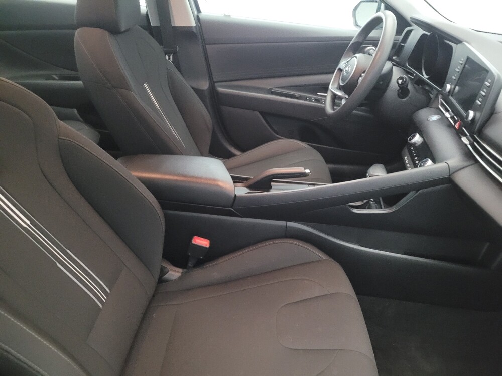 2023 Hyundai Elantra in Plymouth Meeting, PA 19462 - 18105676 21