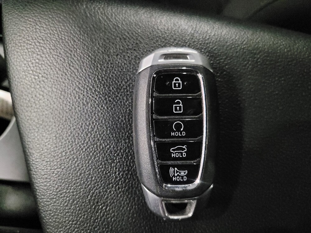 2023 Hyundai Elantra in Plymouth Meeting, PA 19462 - 18105676 32