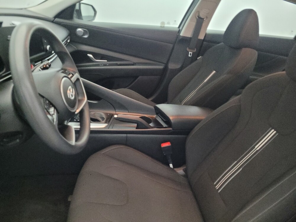 2023 Hyundai Elantra in Plymouth Meeting, PA 19462 - 18105676 17