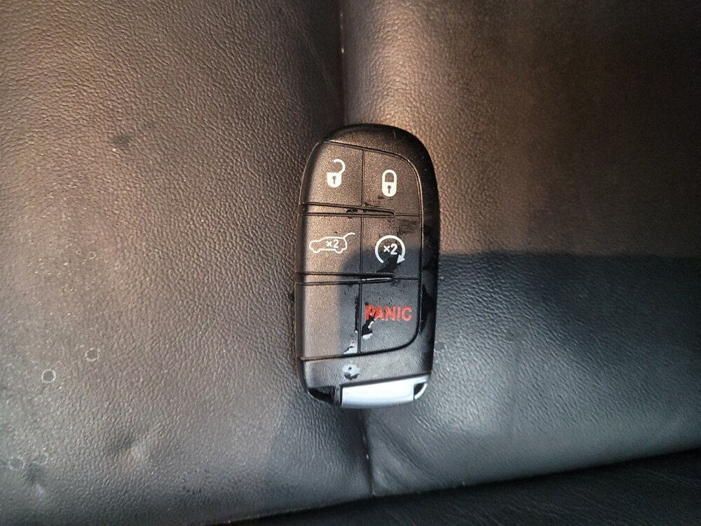 2020 Jeep Grand Cherokee in Greenville, NC 27834 - 18105689 32