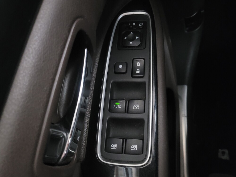 2018 Mitsubishi Outlander in Pelham, AL 35124 - 18105690 27