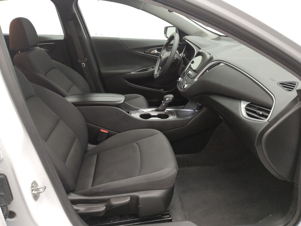 2024 Chevrolet Malibu in Wichita, KS 67207 - 18105692 21