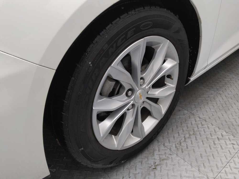 2024 Chevrolet Malibu in Wichita, KS 67207 - 18105692 31