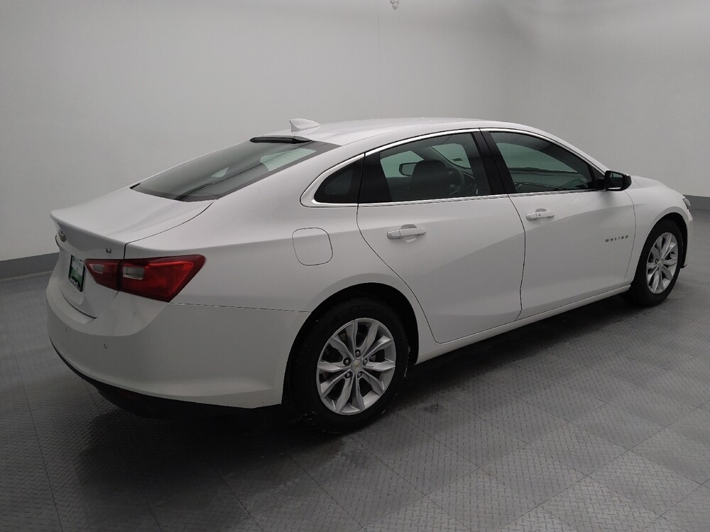 2024 Chevrolet Malibu in Wichita, KS 67207 - 18105692 10