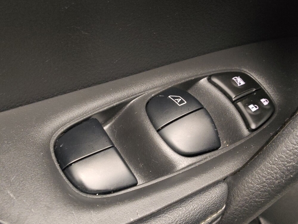 2020 Nissan Rogue in Fort Worth, TX 76116 - 18105700 27