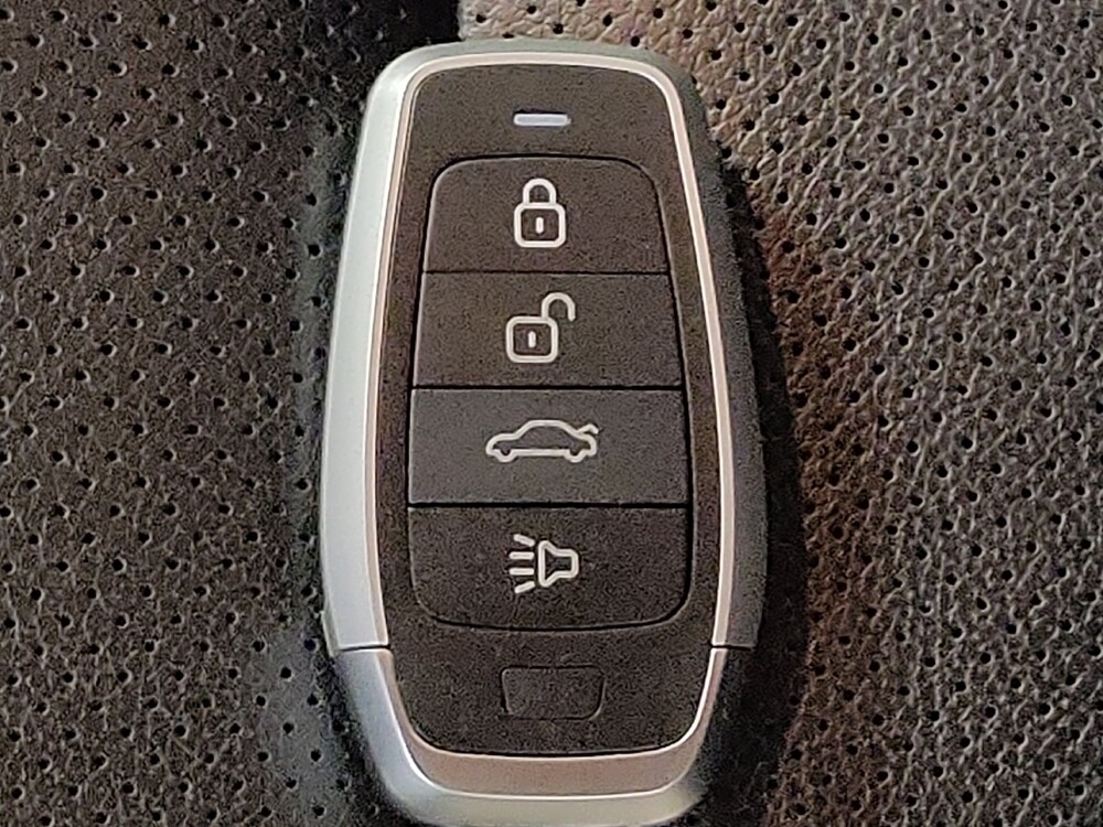 2022 Honda HR-V in Tampa, FL 33612 - 18105702 32