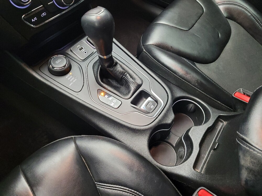 2019 Jeep Cherokee in Taylor, MI 48180 - 18105713 26