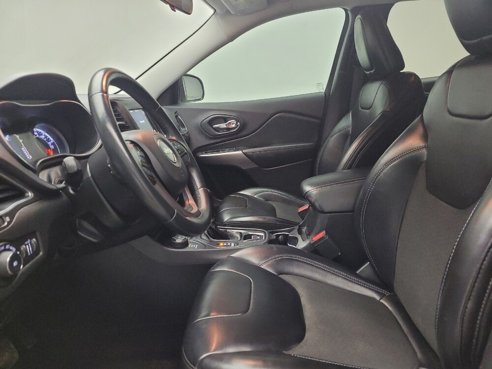 2019 Jeep Cherokee in Taylor, MI 48180 - 18105713 17