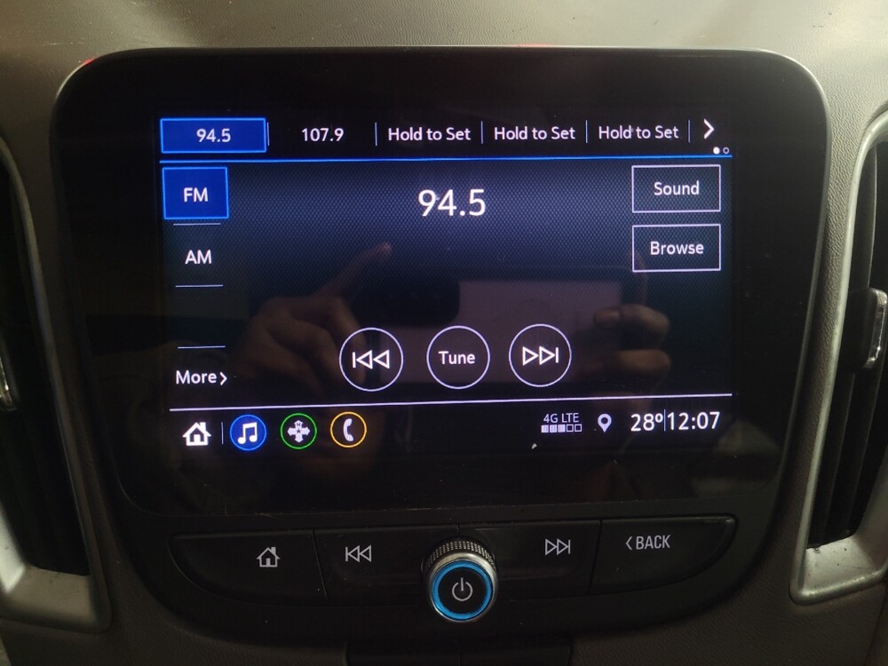 2020 Chevrolet Malibu in Morrow, GA 30260 - 18105717 25