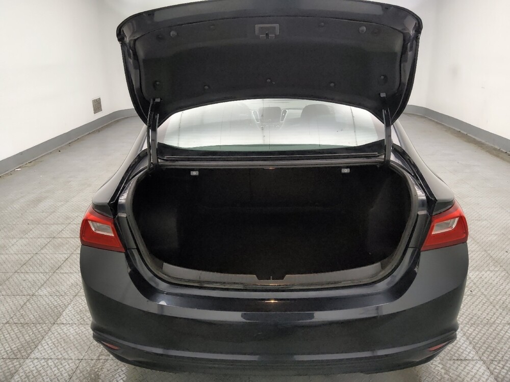 2023 Chevrolet Malibu in Lombard, IL 60148 - 18105720 29