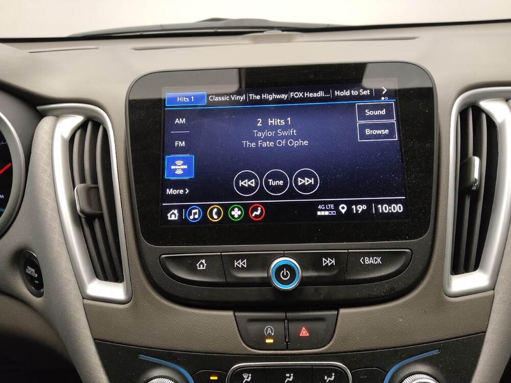 2023 Chevrolet Malibu in Lombard, IL 60148 - 18105720 25