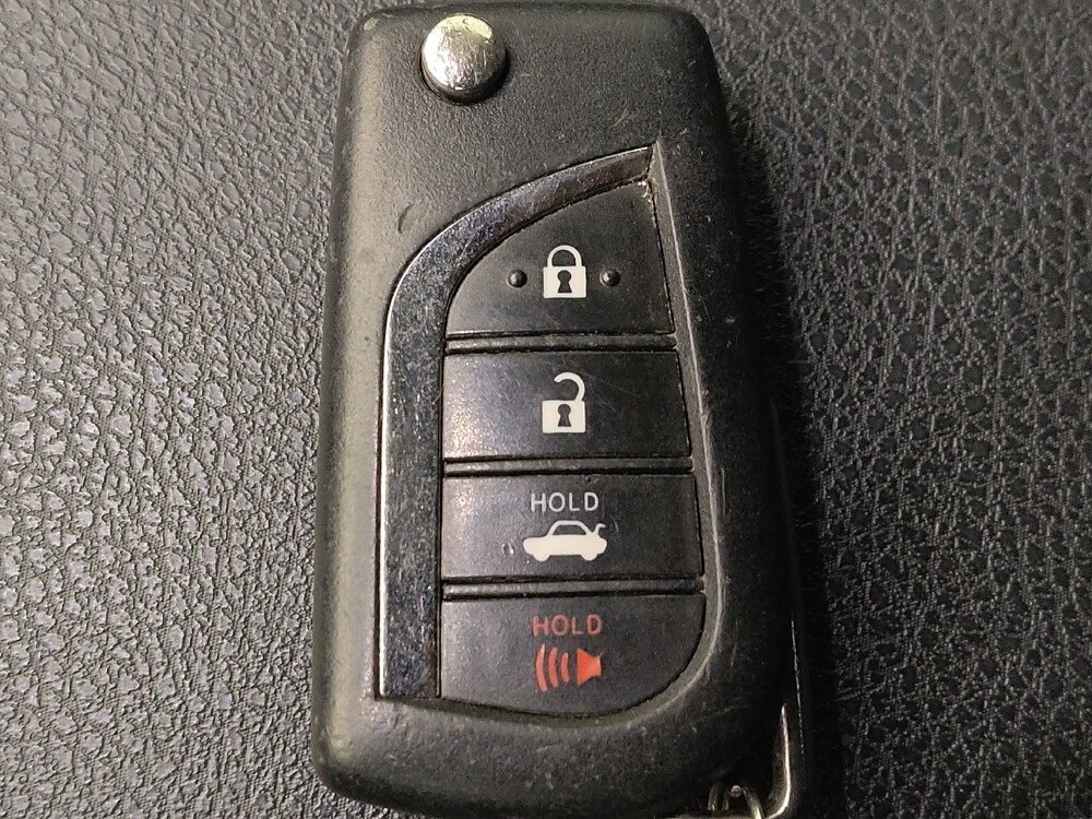 2021 Toyota Camry in Houston, TX 77074 - 18105726 32