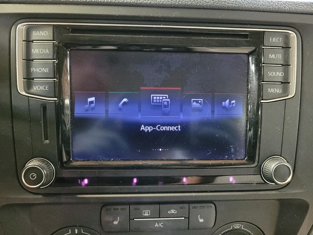 2016 Volkswagen Jetta in Riverside, CA 92504 - 18105727 25