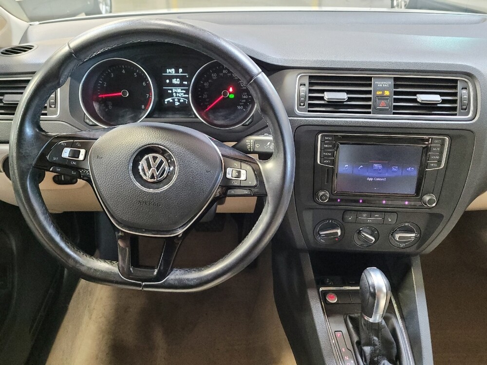 2016 Volkswagen Jetta in Riverside, CA 92504 - 18105727 22