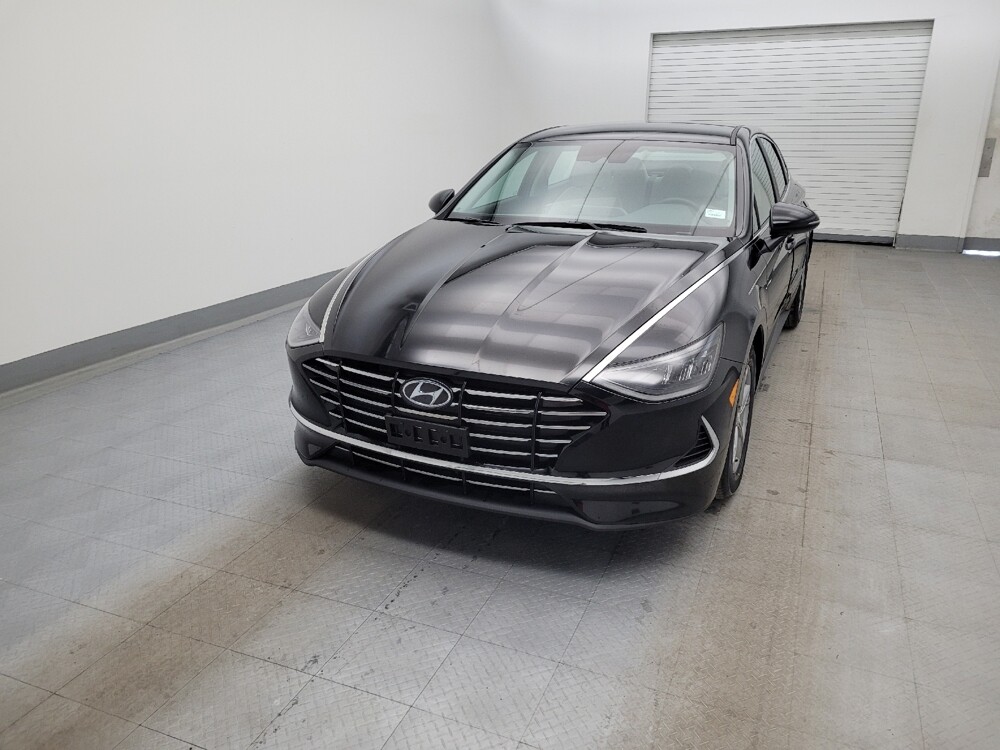 2023 Hyundai Sonata in Cincinnati, OH 45255 - 18105740 15