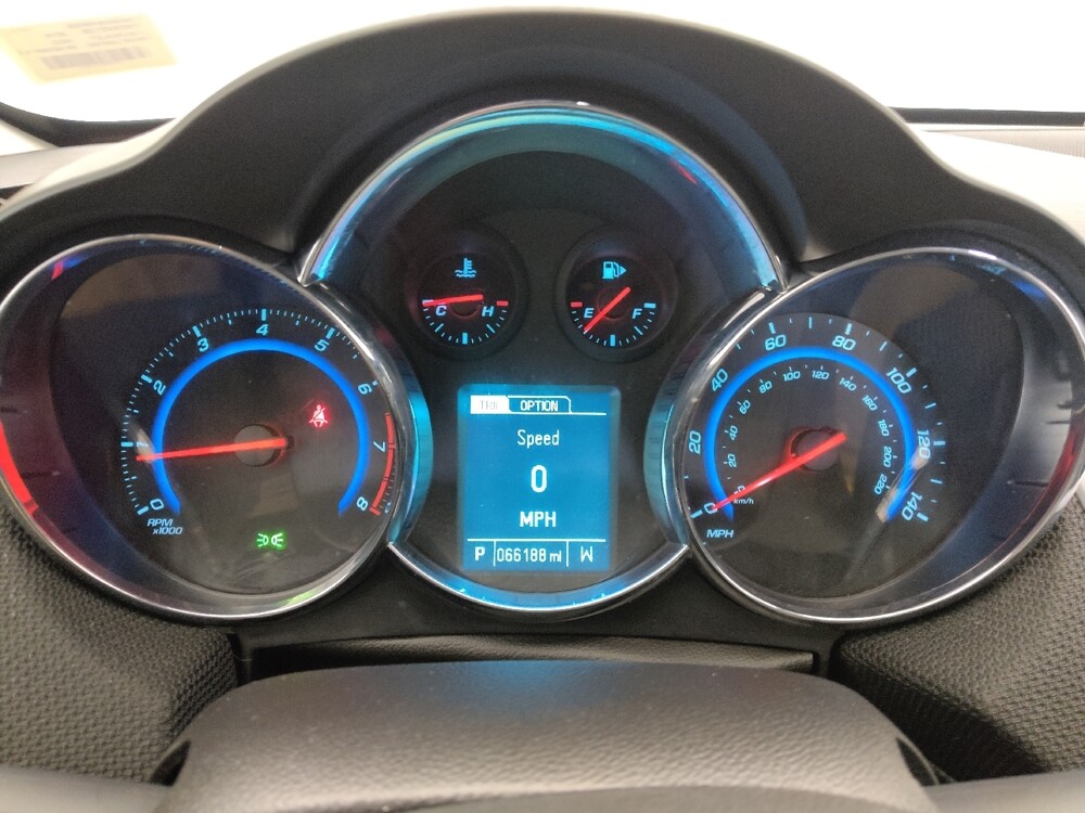 2016 Chevrolet Cruze in St. Louis, MO 63136 - 18105742 23