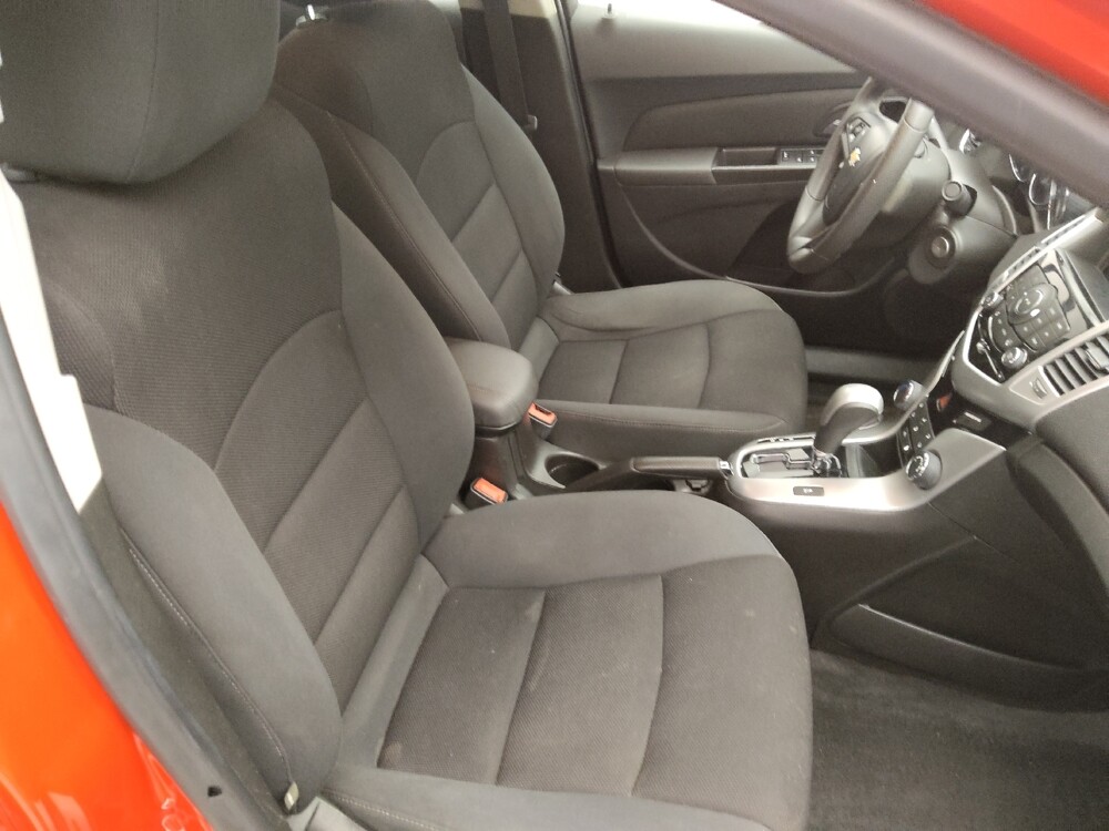 2016 Chevrolet Cruze in St. Louis, MO 63136 - 18105742 21