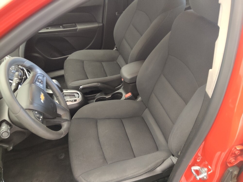 2016 Chevrolet Cruze in St. Louis, MO 63136 - 18105742 17