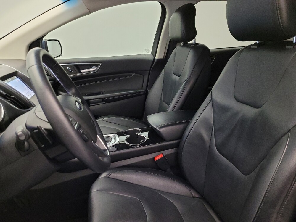 2018 Ford Edge in Glendale, AZ 85301 - 18105746 17