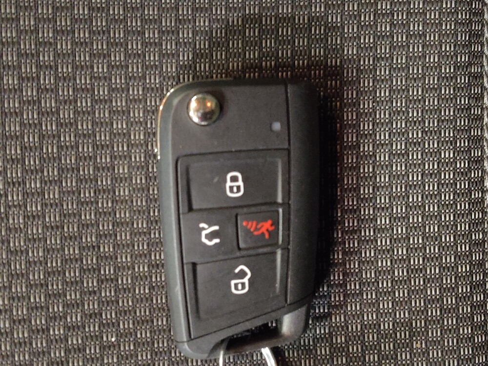 2019 Volkswagen Jetta in Tampa, FL 33619 - 18105750 32