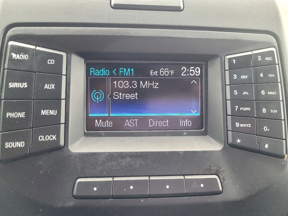 2013 Ford F150 in Jackson, MS 39211 - 18105762 25