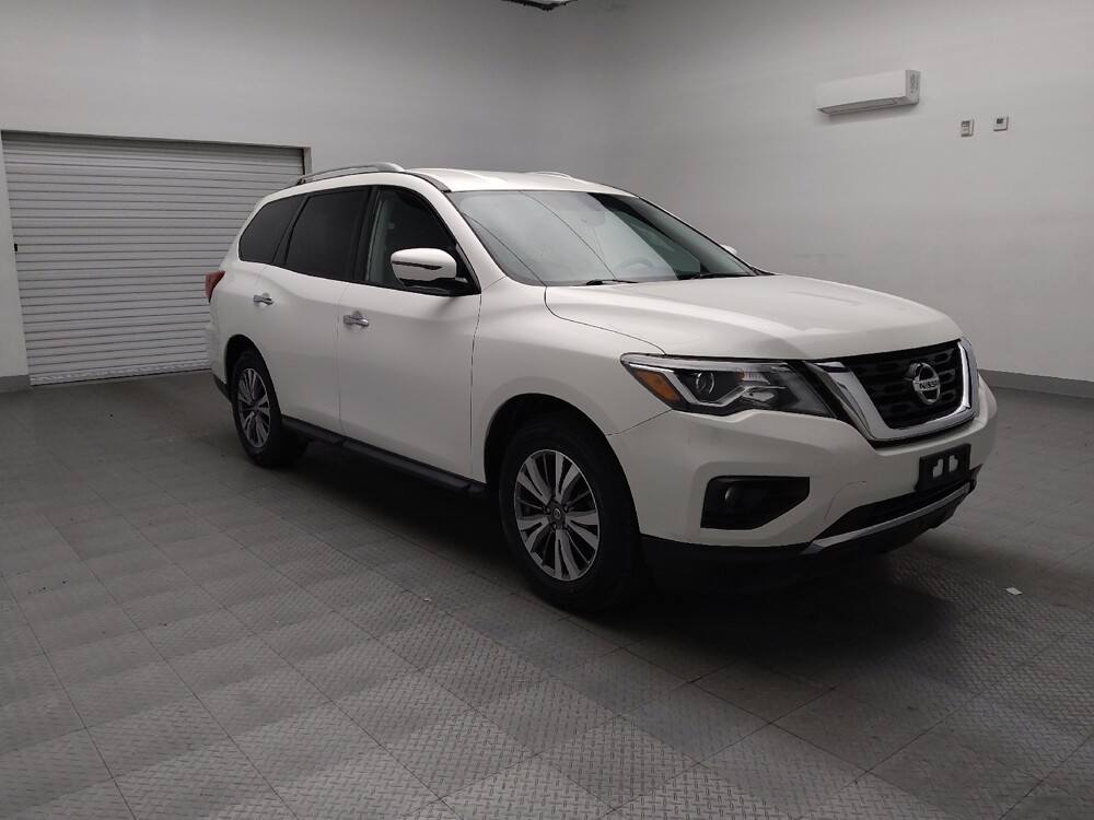 2019 Nissan Pathfinder in Tulsa, OK 74145 - 18105768 13