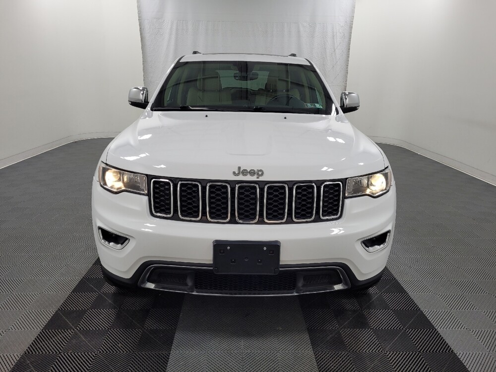2018 Jeep Grand Cherokee in Pittsburgh, PA 15236 - 18105777 14