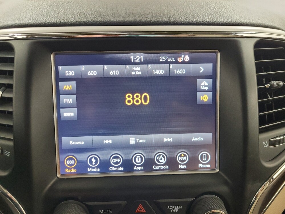 2018 Jeep Grand Cherokee in Pittsburgh, PA 15236 - 18105777 25