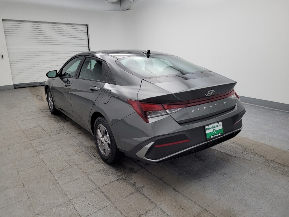 2025 Hyundai Elantra in Louisville, KY 40258 - 18105799 5
