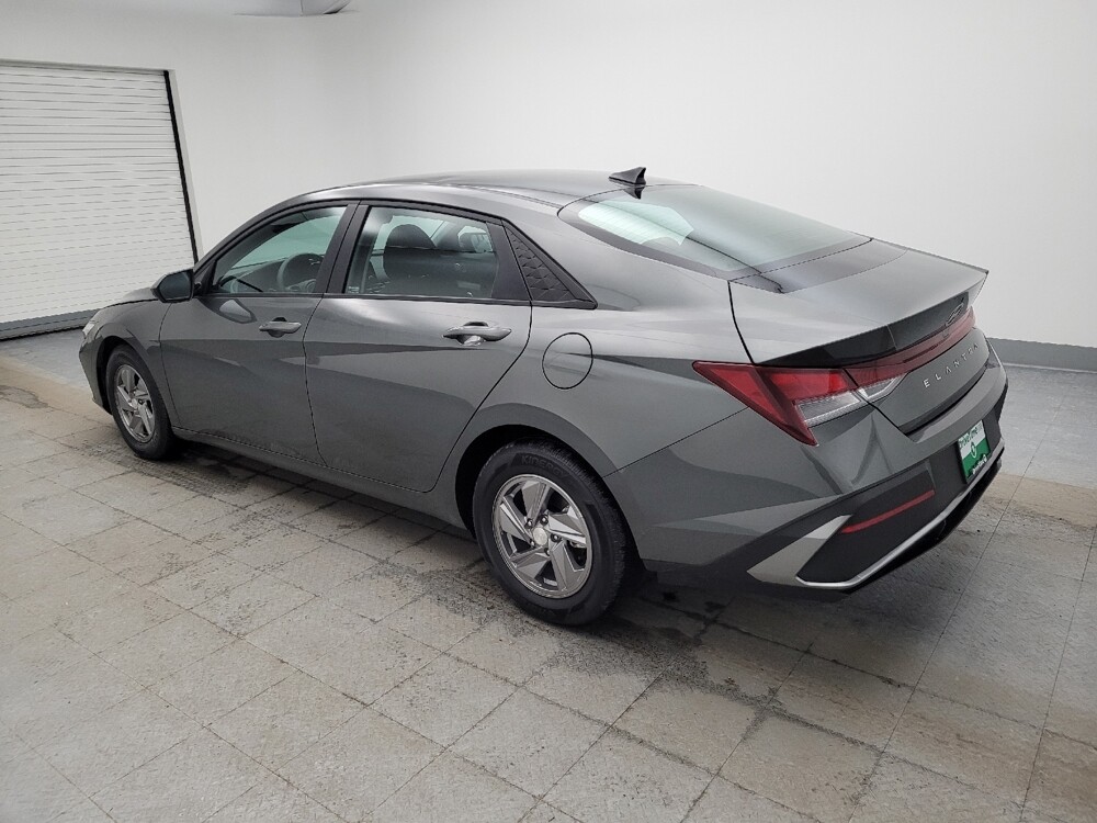 2025 Hyundai Elantra in Louisville, KY 40258 - 18105799 3