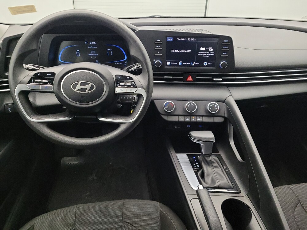 2025 Hyundai Elantra in Louisville, KY 40258 - 18105799 22