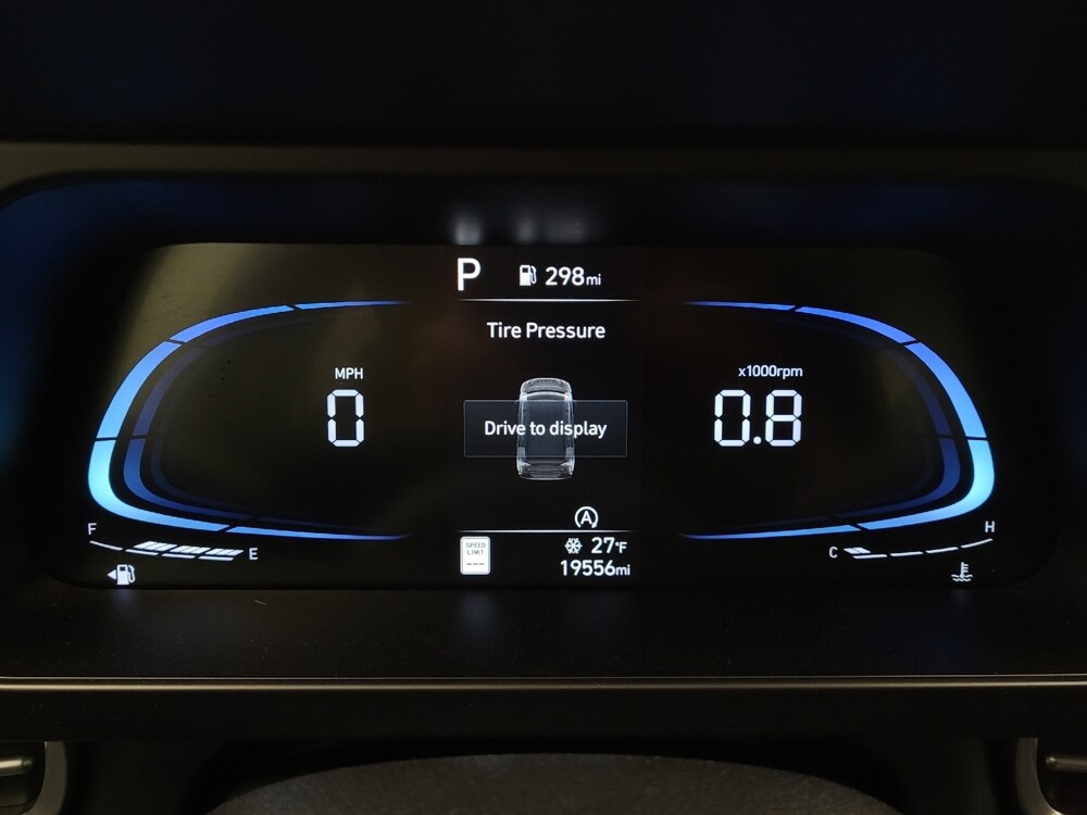 2025 Hyundai Elantra in Louisville, KY 40258 - 18105799 23