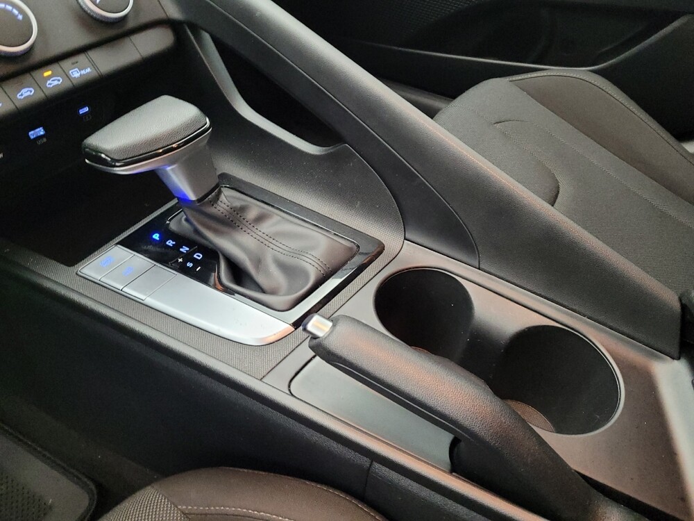2025 Hyundai Elantra in Louisville, KY 40258 - 18105799 26