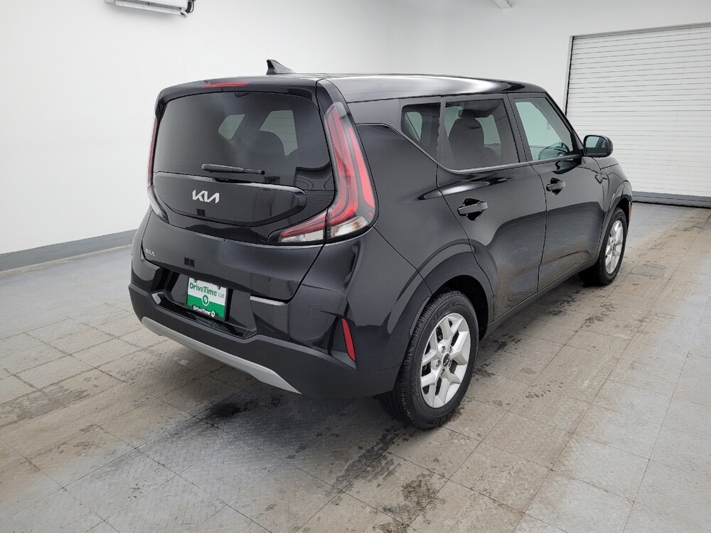 2024 Kia Soul in Louisville, KY 40258 - 18105800 9