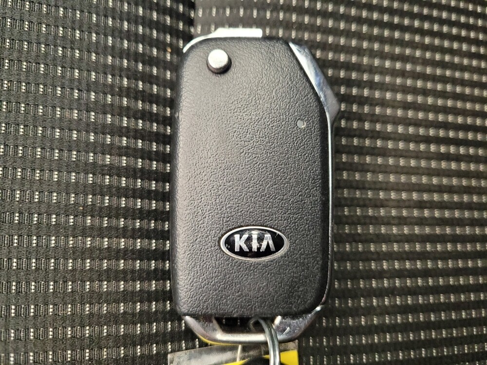 2021 Kia Forte in Louisville, KY 40258 - 18105804 32