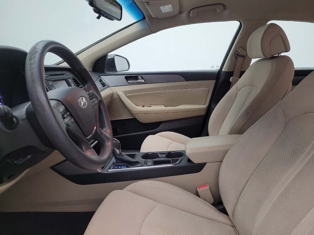 2015 Hyundai Sonata in Louisville, KY 40258 - 18105806 17