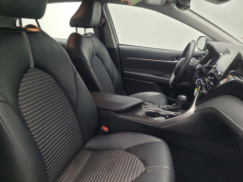 2022 Toyota Camry in Union City, GA 30291 - 18105807 21