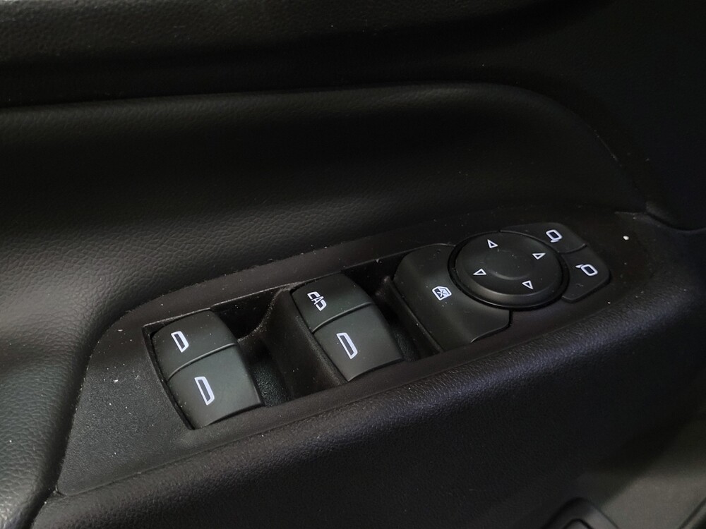 2018 Chevrolet Equinox in Temple Hills, MD 20746 - 18105809 27