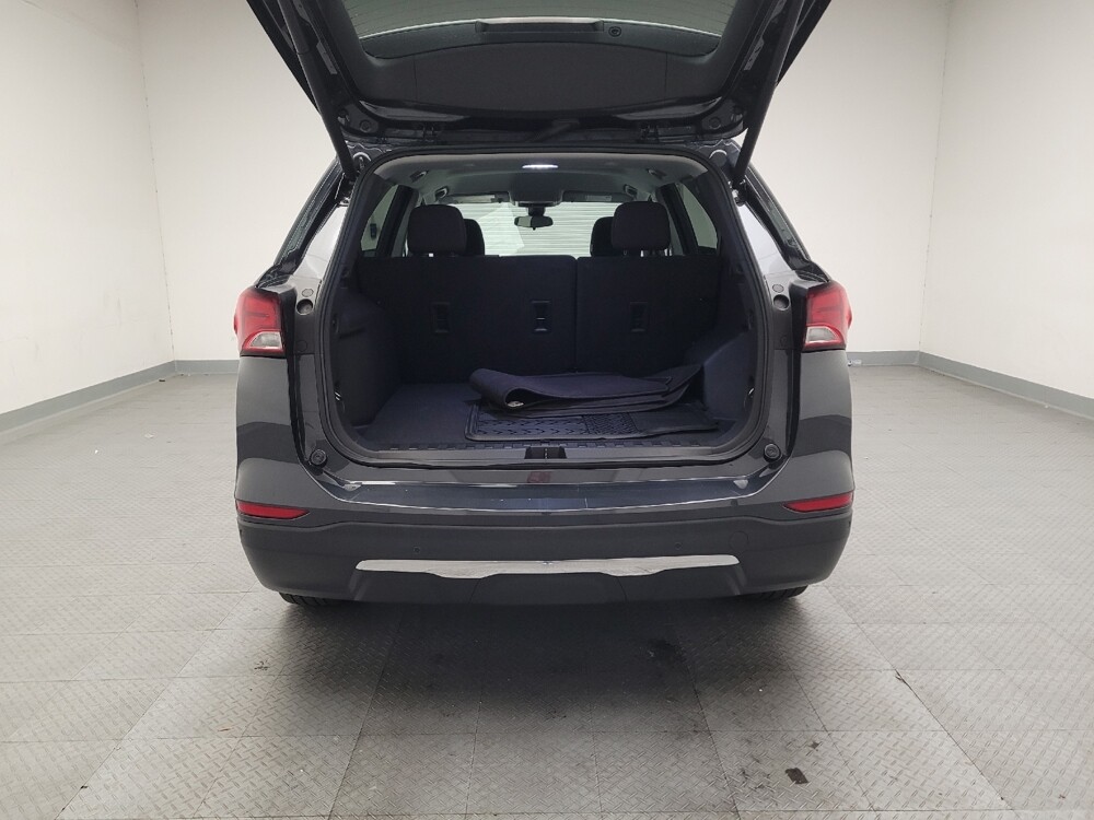 2022 Chevrolet Equinox in Downey, CA 90241 - 18105816 29