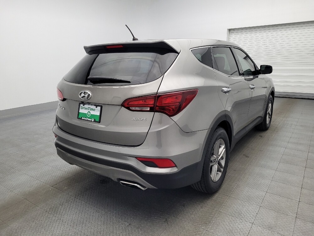 2018 Hyundai Santa Fe in Kissimmee, FL 34744 - 18105820 9