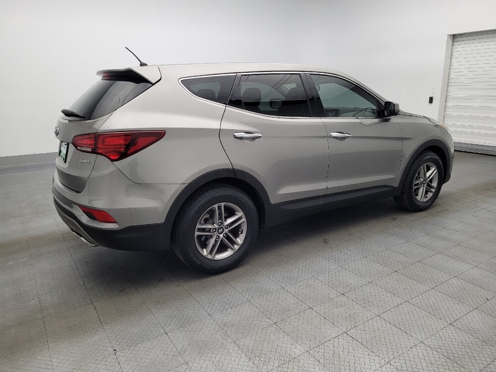 2018 Hyundai Santa Fe in Kissimmee, FL 34744 - 18105820 10