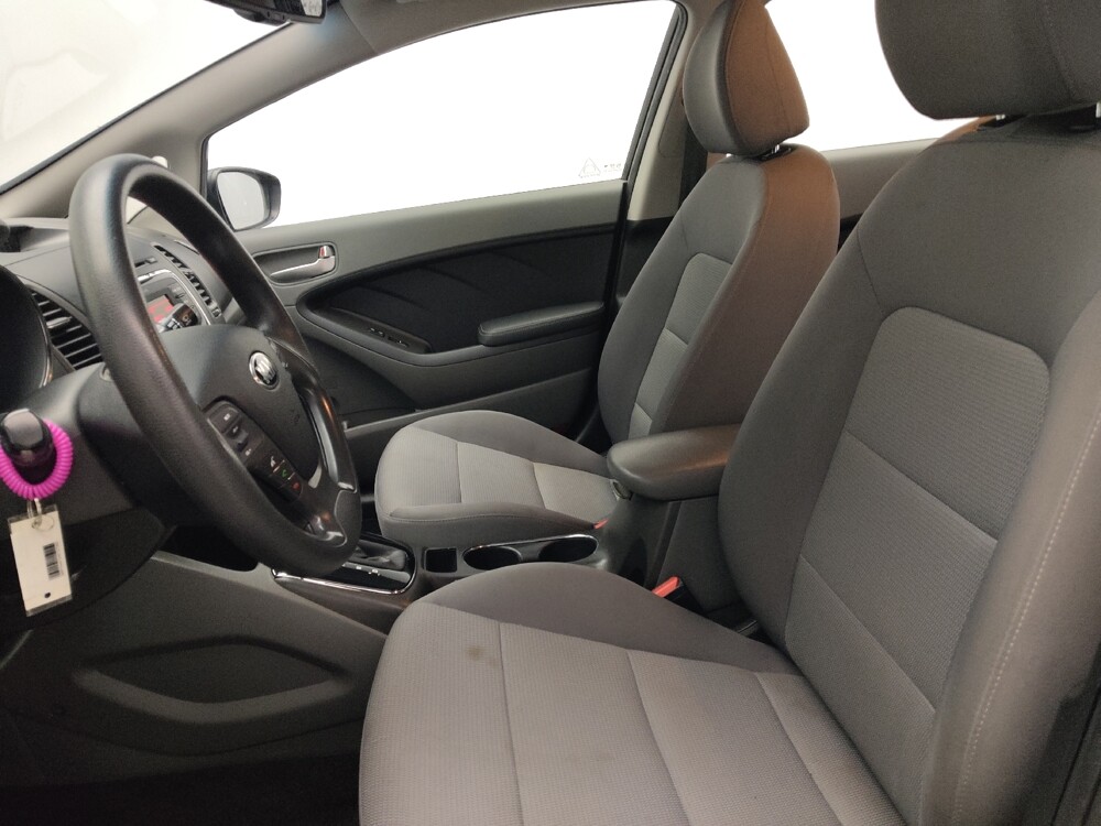 2017 Kia Forte in Marietta, GA 30062 - 18105821 17