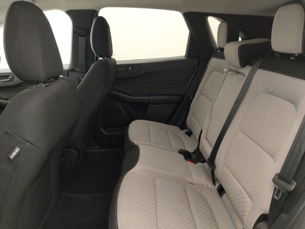 2023 Ford Escape in Tampa, FL 33619 - 18105822 18