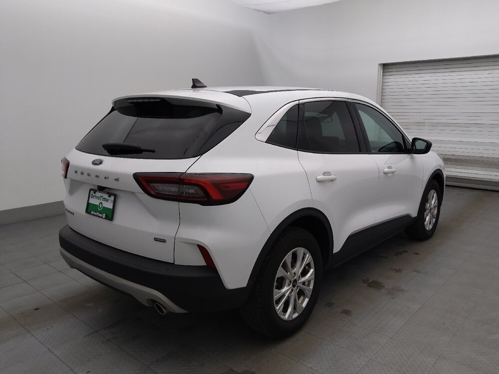 2023 Ford Escape in Tampa, FL 33619 - 18105822 9