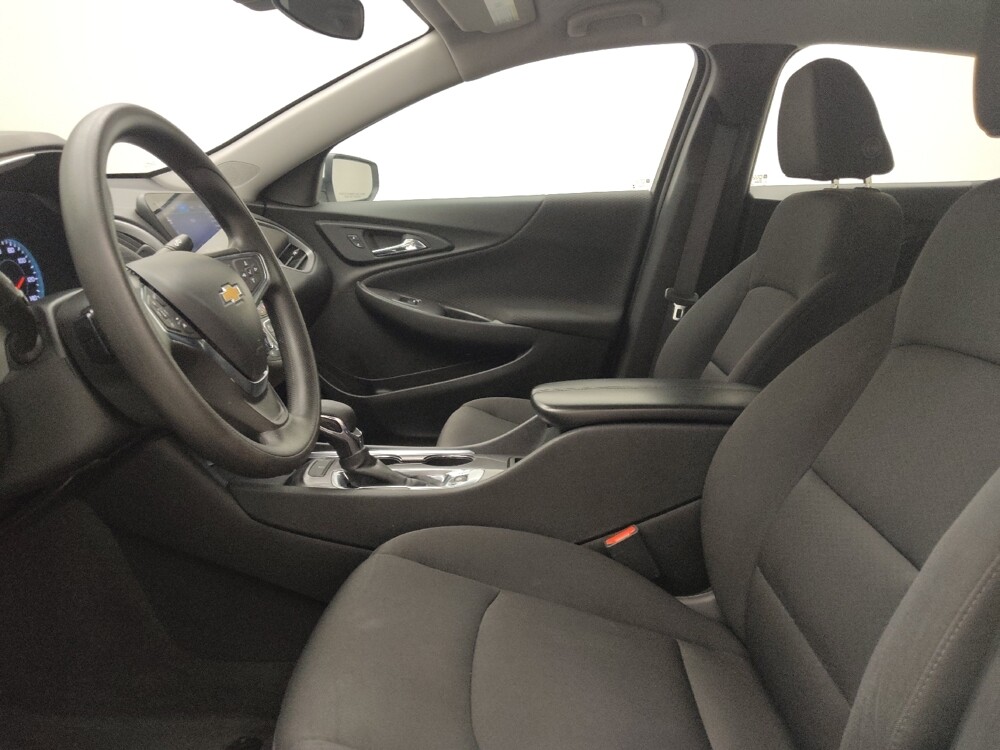 2023 Chevrolet Malibu in Peoria, IL 61615 - 18105829 17