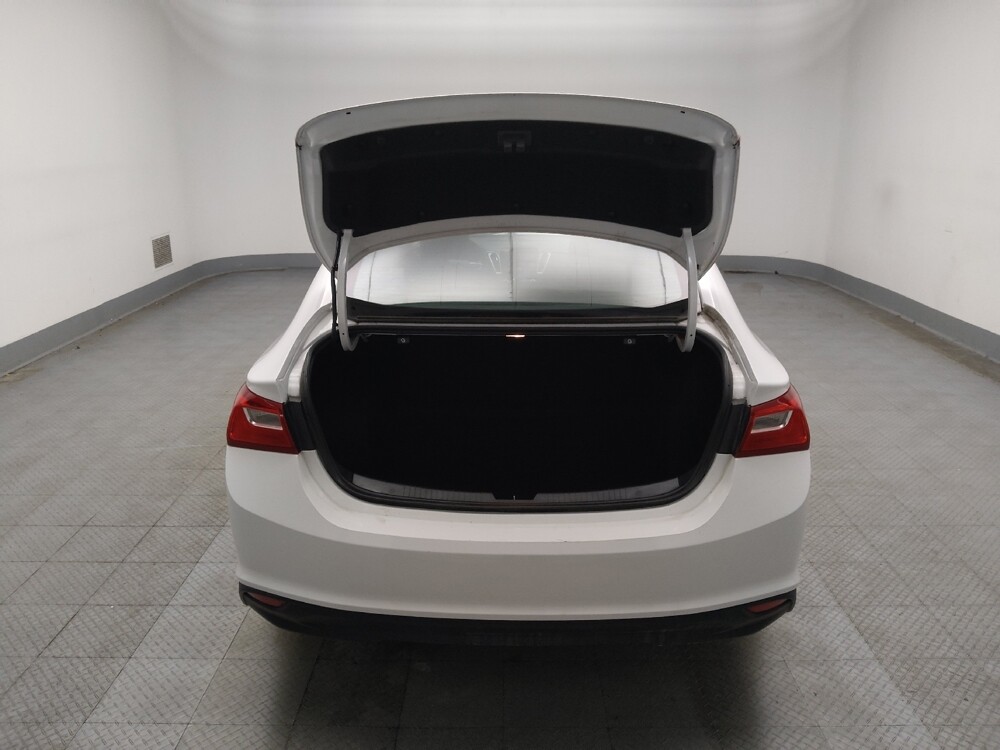 2023 Chevrolet Malibu in Peoria, IL 61615 - 18105829 29